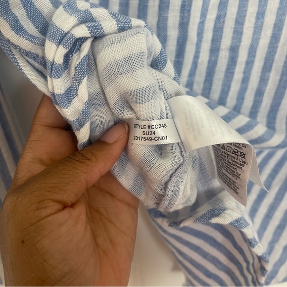 J.Crew Garçon Classic Shirt in Striped Cotton-Linen Blend Gauze - Picture 8 of 8
